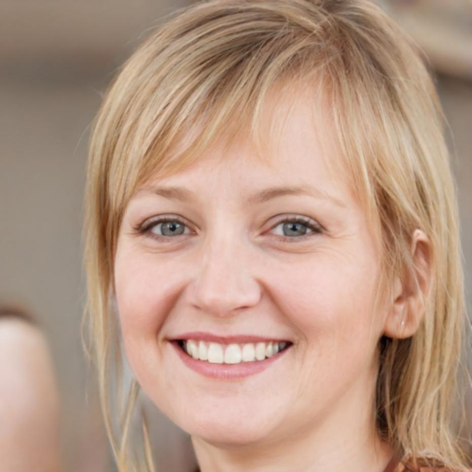 Blockchain instructor Catrin Varga